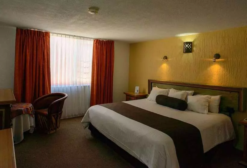 Fotos del hotel Howard Johnson Calle Real Morelia:  12