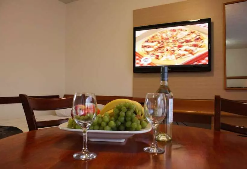 Fotos del hotel Airport Travel Air Motor Inn:  6