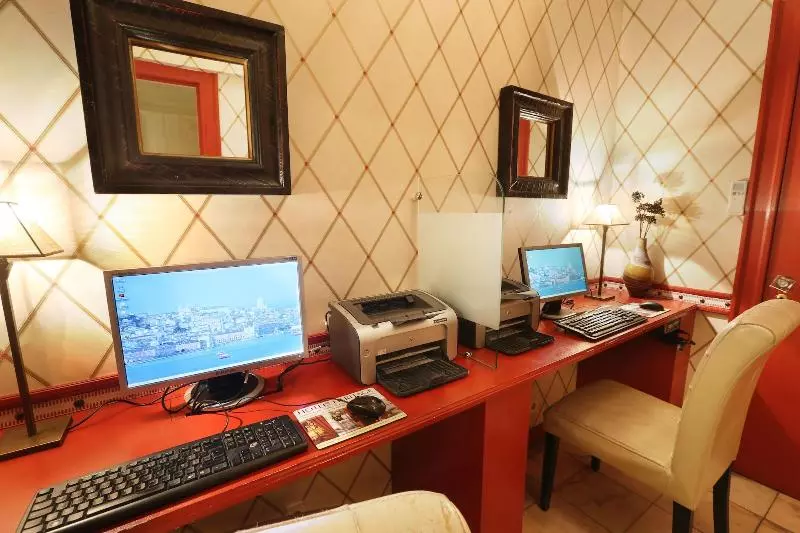 Fotos del hotel Lisboa Plaza  Lisbon Heritage Collection:  14