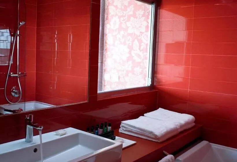 Fotos del hotel Lutecia Smart Design:  11