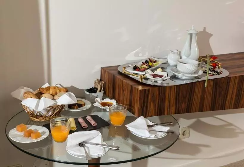 Fotos del hotel Pousada De Bragança  São Bartolomeu:  9