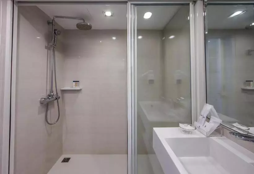 Fotos del hotel Mandarin Hotel Managed By Centre Point:  6