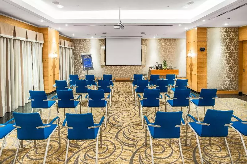 Fotos del hotel Radisson Blu , Riyadh:  11