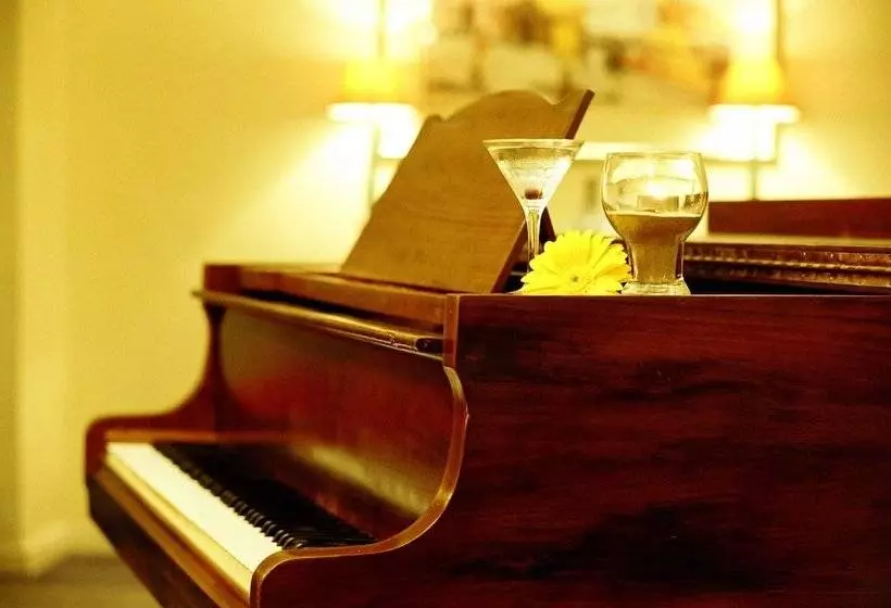 Fotos del hotel The Beach Hotel:  2