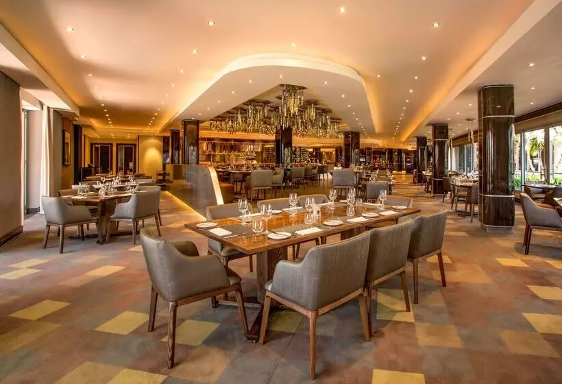 Fotos del hotel The Maslow Hotel, Sandton:  17