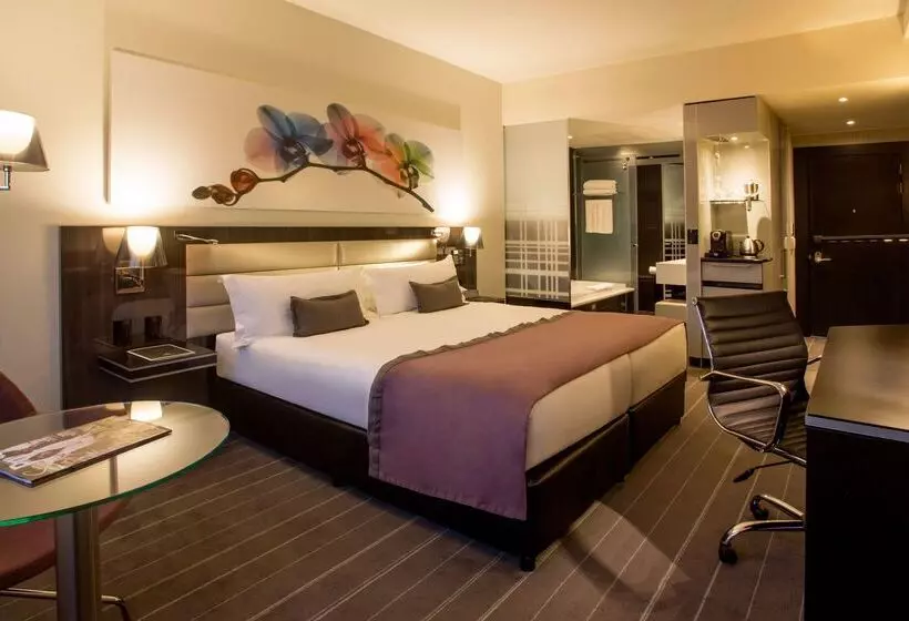 The Maslow Hotel, Sandton