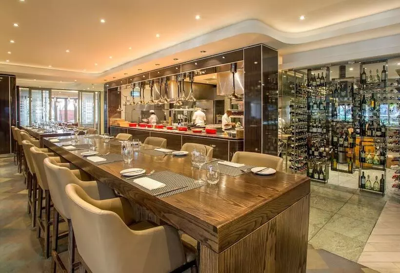 Fotos del hotel The Maslow Hotel, Sandton:  21