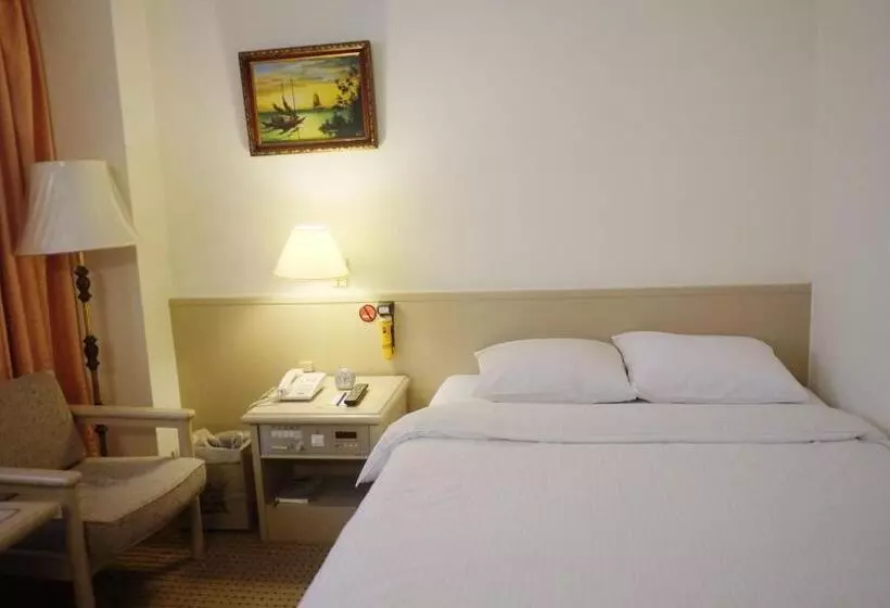 Fotos del hotel Emperor Hotel:  23