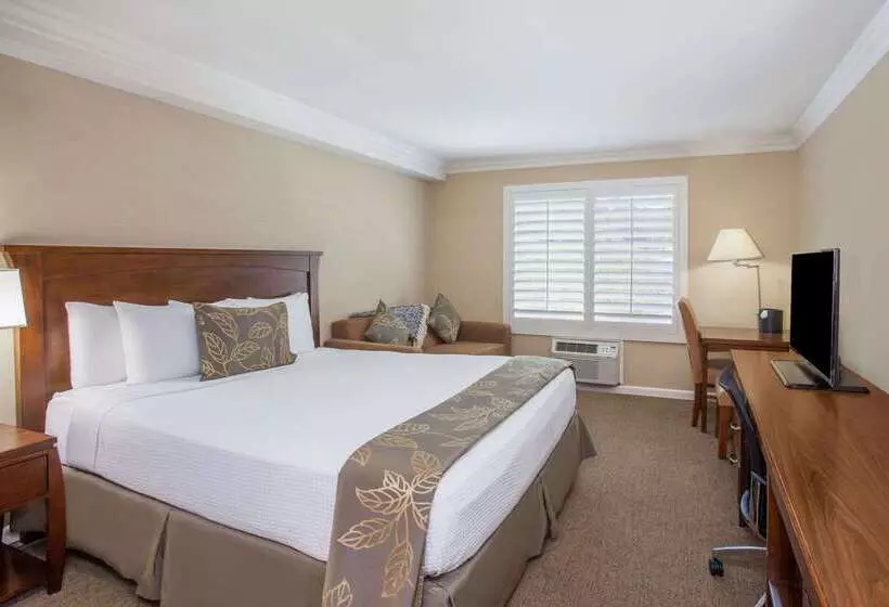 Fotos del hotel Days Inn By Wyndham San Diego  Circle:  23
