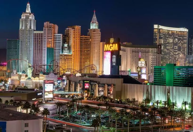 Fotos del hotel OYO Hotel and Casino Las Vegas:  8