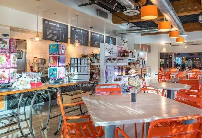 Fotos del hotel OYO Hotel and Casino Las Vegas:  5