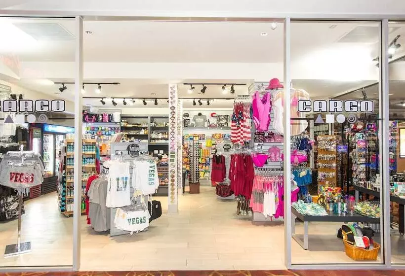 Fotos del hotel OYO Hotel and Casino Las Vegas:  7