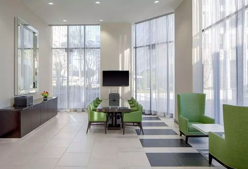 Fotos del hotel Doubletree By Hilton Hotel Houston  Greenway Plaza:  8
