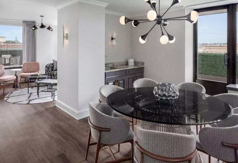 Fotos del hotel The Madison, A Hilton:  69