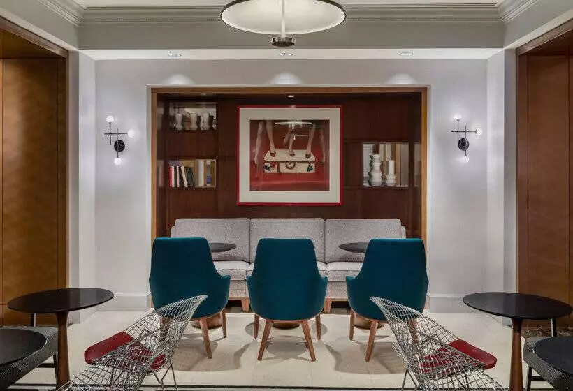 Fotos del hotel The Madison, A Hilton:  60