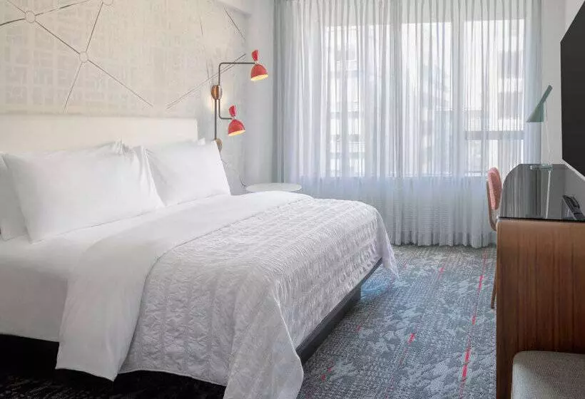 Fotos del hotel The Madison, A Hilton:  7