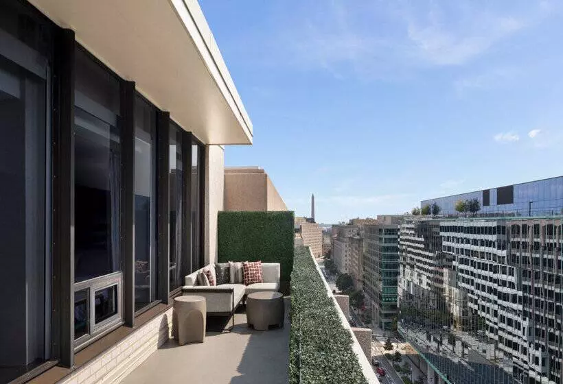 Fotos del hotel The Madison, A Hilton:  39