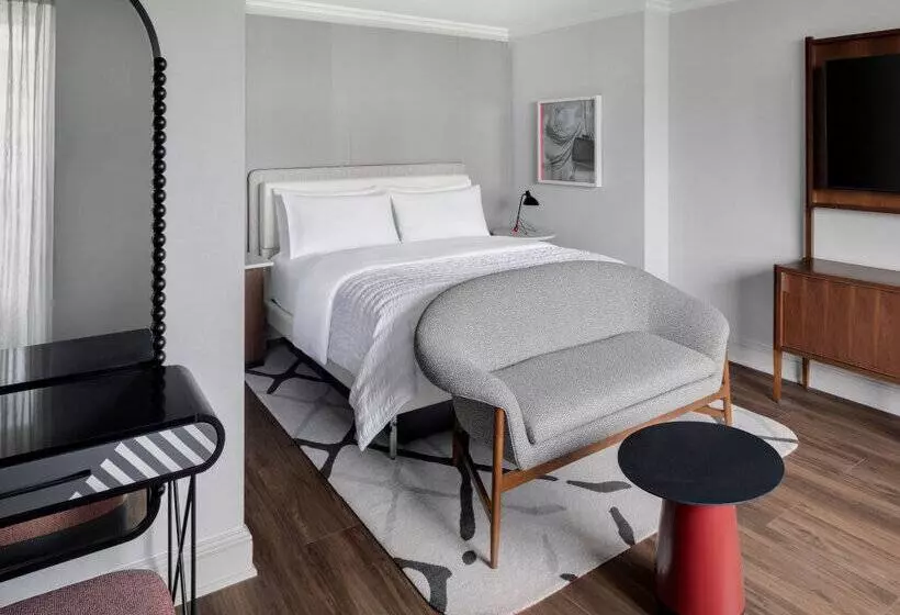 Fotos del hotel The Madison, A Hilton:  23