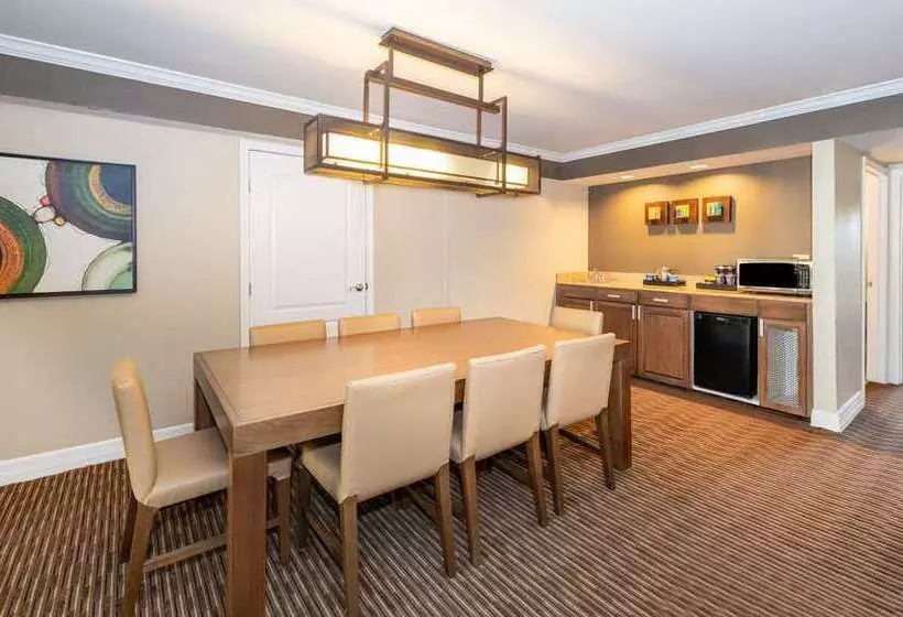 Fotos del hotel Hilton Phoenix Resort At The Peak - Formerly Pointe Hilton Squaw Peak Resort:  8