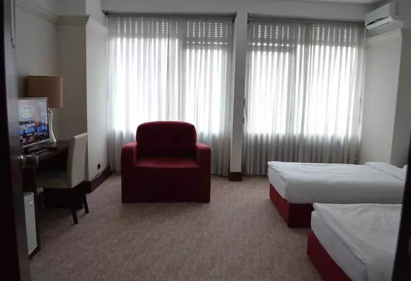 Fotos del hotel Garni Hotel Jugoslavija:  12