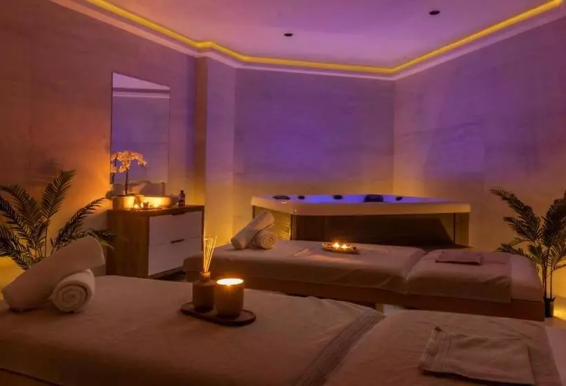 Fotos del hotel Holiday Zagreb:  5