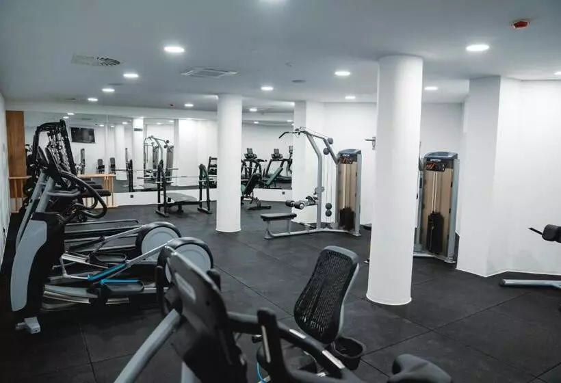 Fotos del hotel Holiday Zagreb:  4