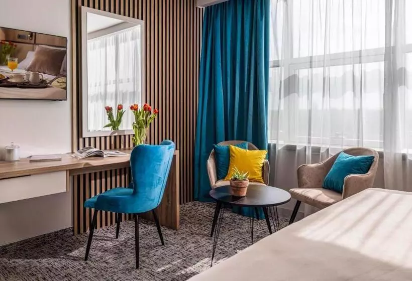 Fotos del hotel Holiday Zagreb:  22