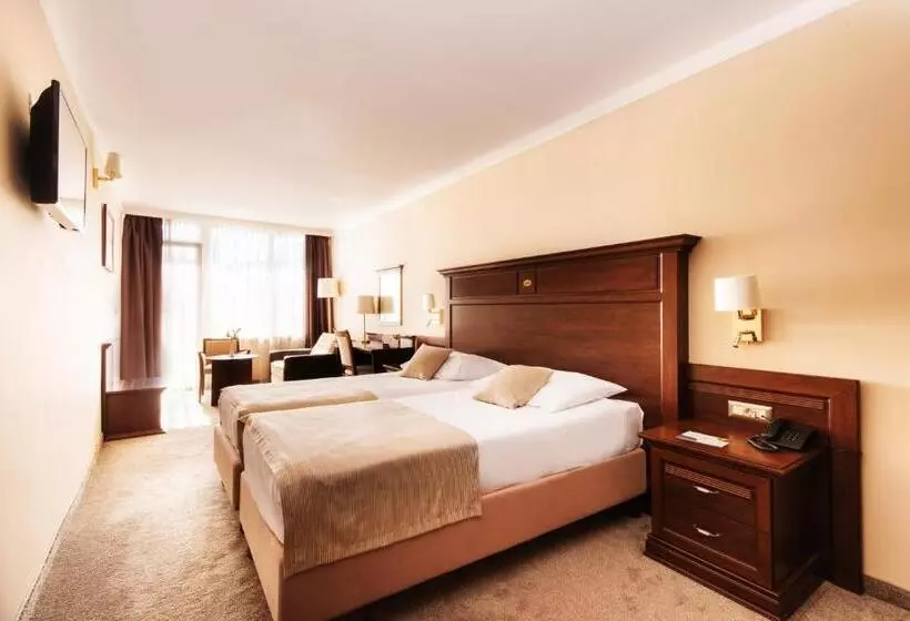 Fotos del hotel Grand  Neum:  7