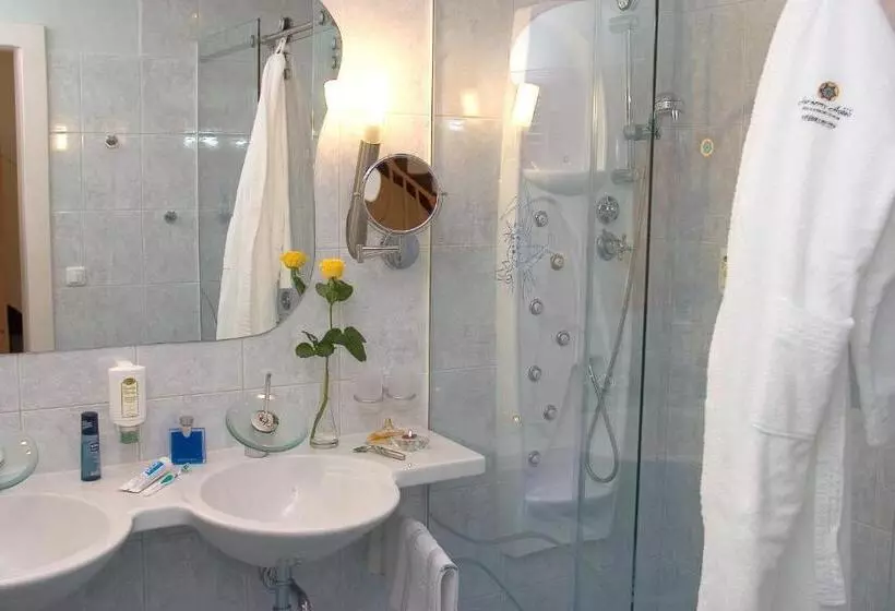 Fotos del hotel Family & Sporthotel Kärntnerhof:  17