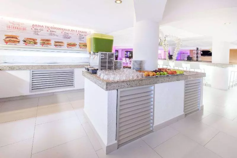 Fotos del hotel Adhara Express:  5