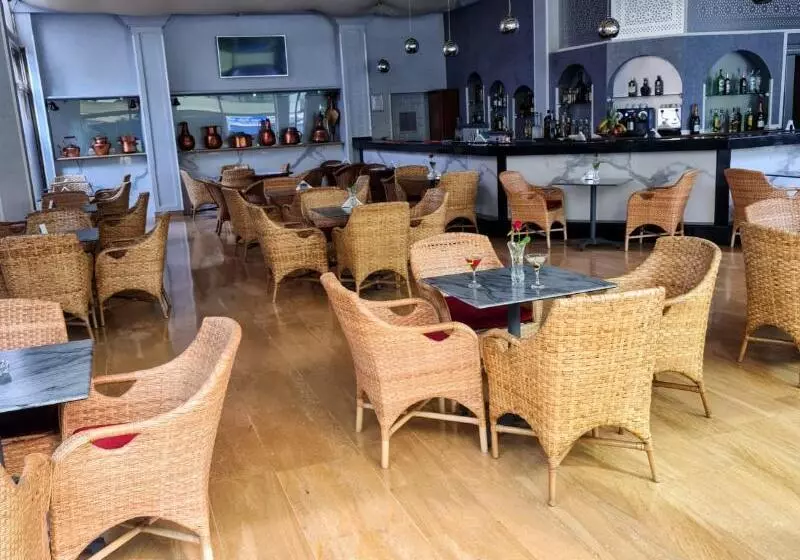 Fotos del hotel El Oumnia Puerto & Spa:  15