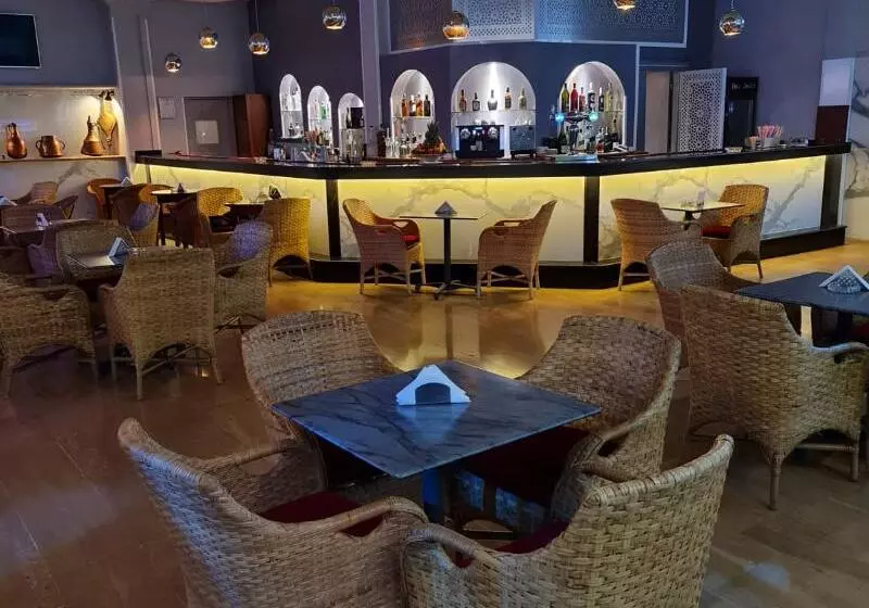 Fotos del hotel El Oumnia Puerto & Spa:  19