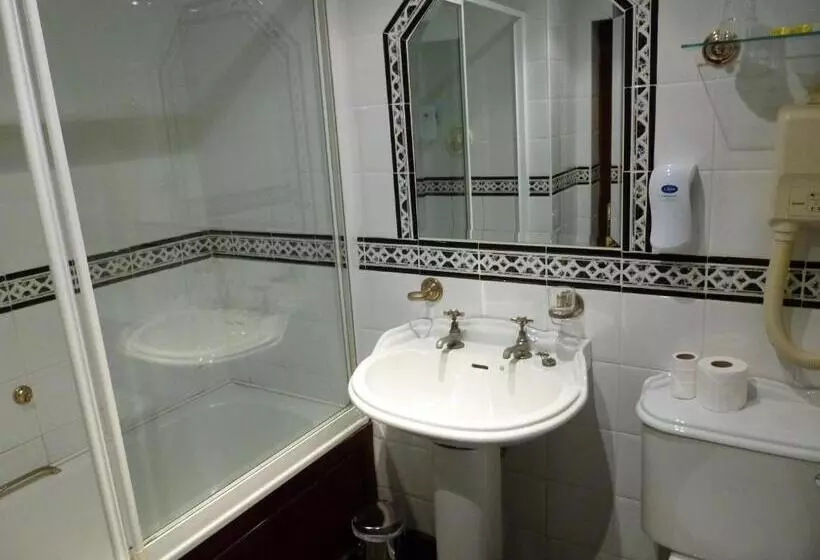 Fotos del hotel Russell Court:  5