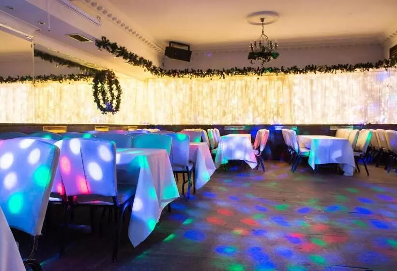 Fotos del hotel Russell Court:  14