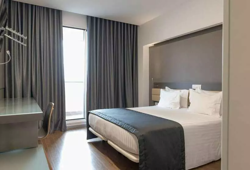 Fotos del hotel Alif Campo Pequeno:  11