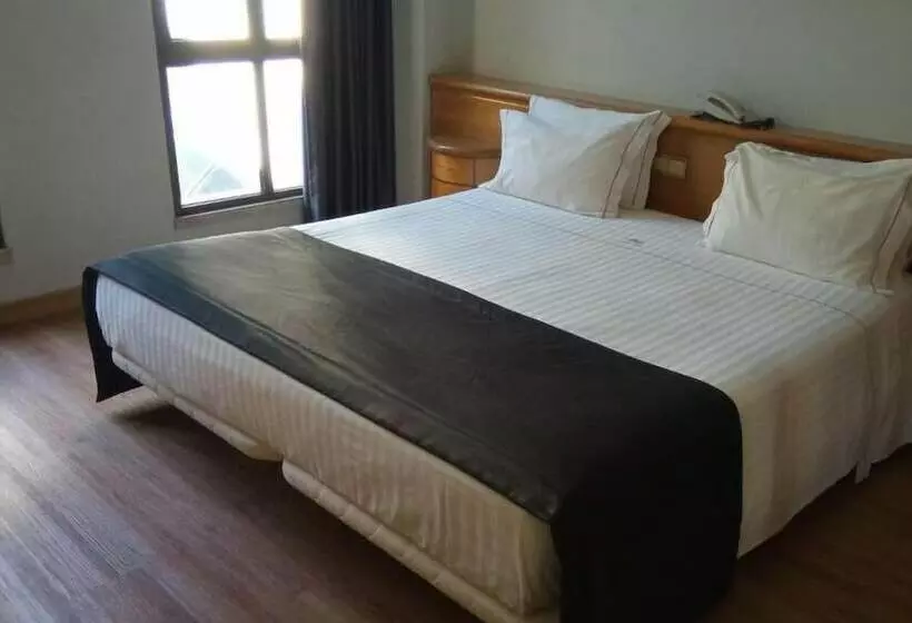 Fotos del hotel Alif Campo Pequeno:  9