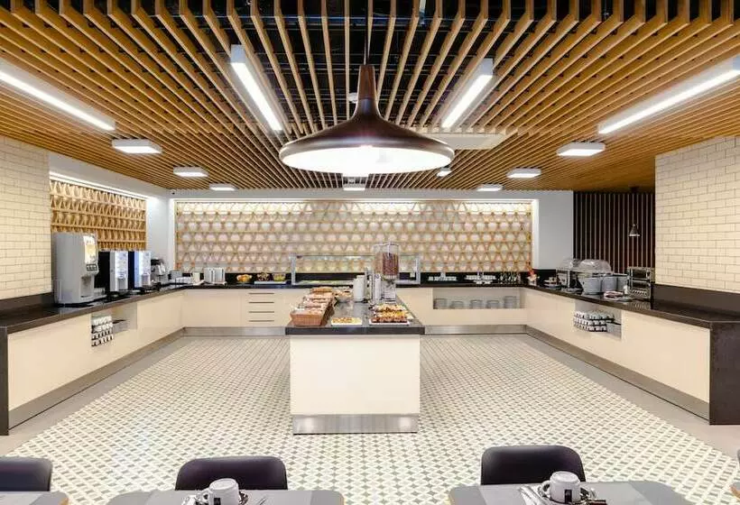 Fotos del hotel Alif Campo Pequeno:  39