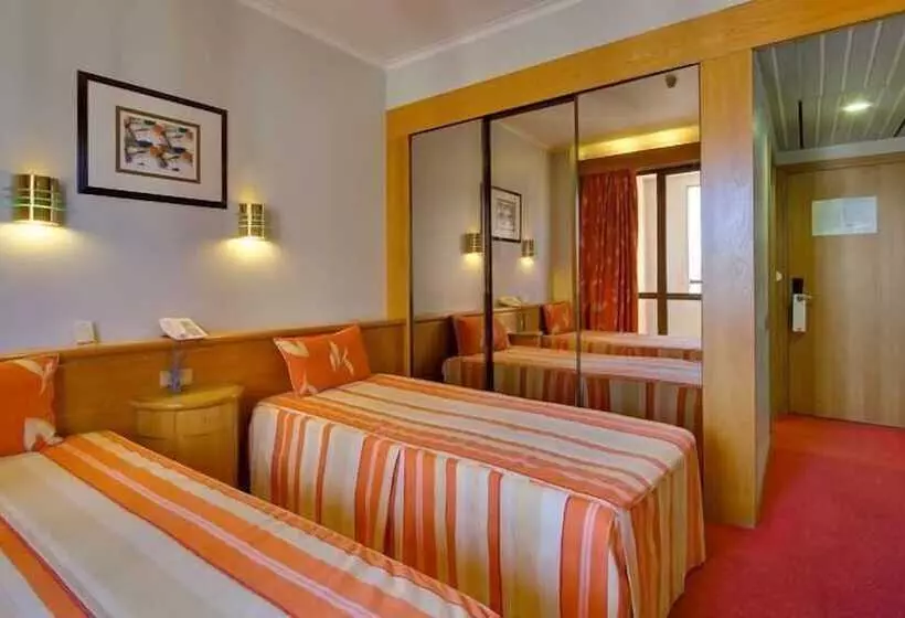 Fotos del hotel Alif Campo Pequeno:  7