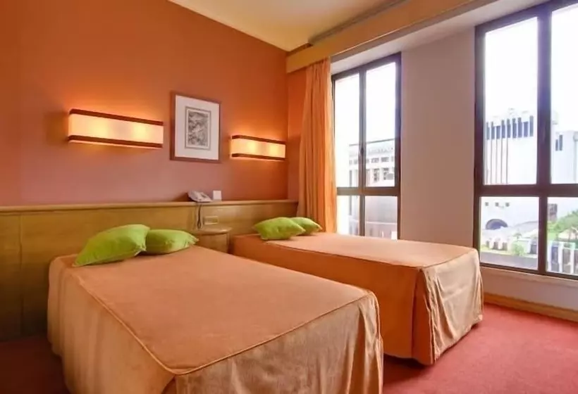 Fotos del hotel Alif Campo Pequeno:  6