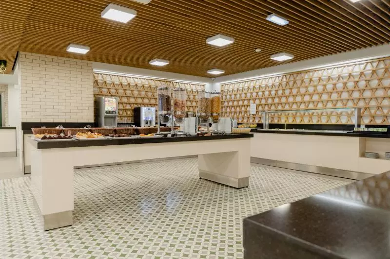 Fotos del hotel Alif Campo Pequeno:  40