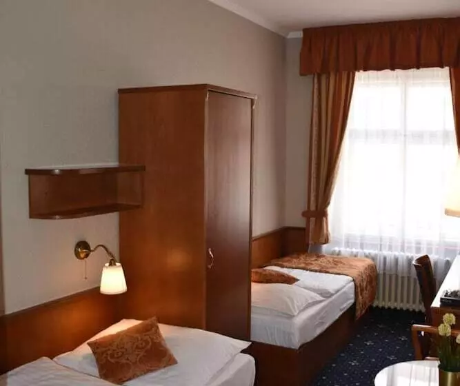 Fotos del hotel Arbes:  5