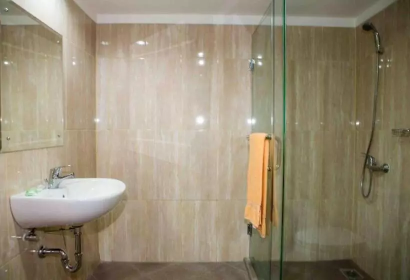 Fotos del hotel Banyuwangi Sintera:  4