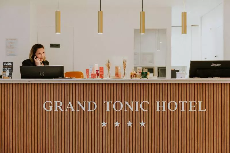 Fotos del hotel Grand Tonic  & Spa Biarritz:  18