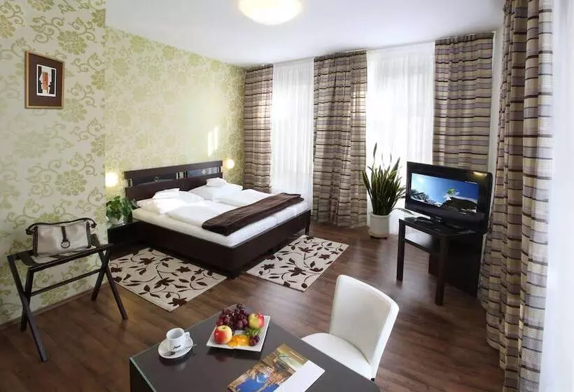 Fotos del hotel Trinity:  9