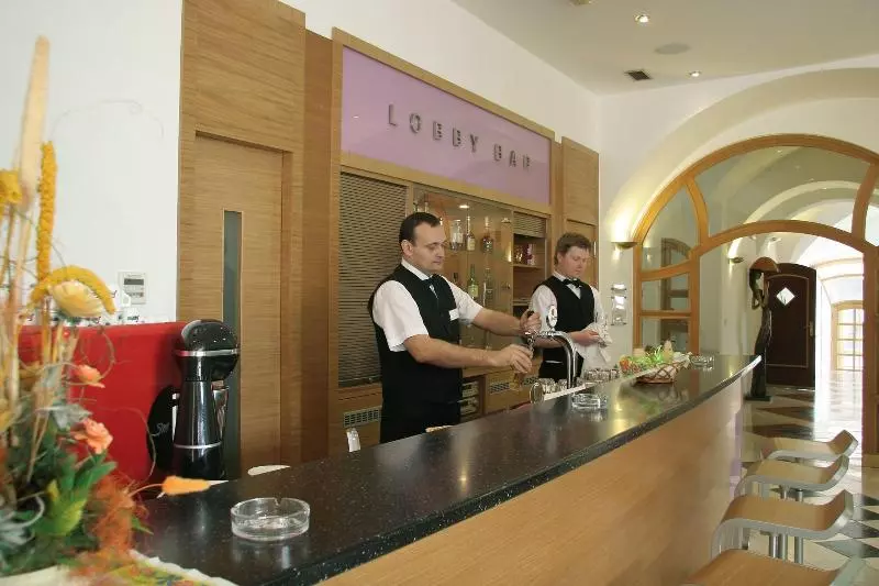 Fotos del hotel Trinity:  11