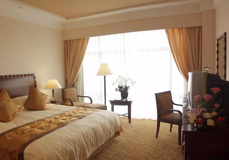 Fotos del hotel Equatorial Shanghai:  2