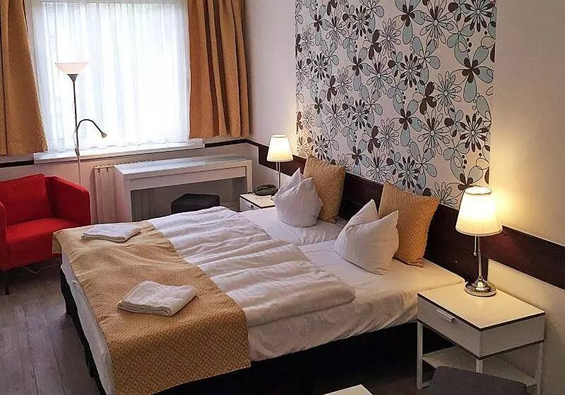 Fotos del hotel Gloria Budapest City Center:  15