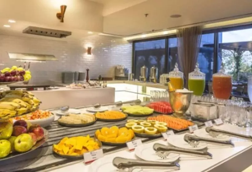 Fotos del hotel Gran Marquise:  7