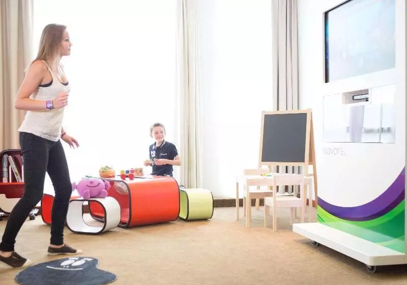 Fotos del hotel Novotel Freiburg Am Konzerthaus:  24