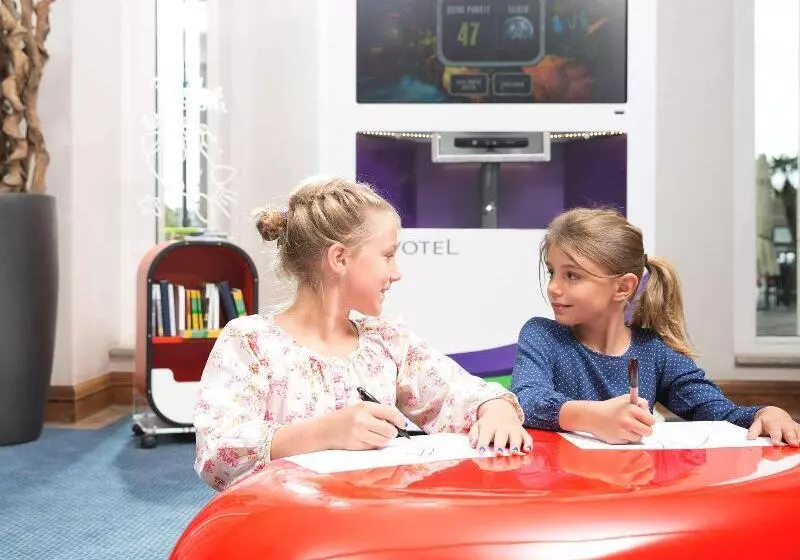 Fotos del hotel Novotel Freiburg Am Konzerthaus:  8